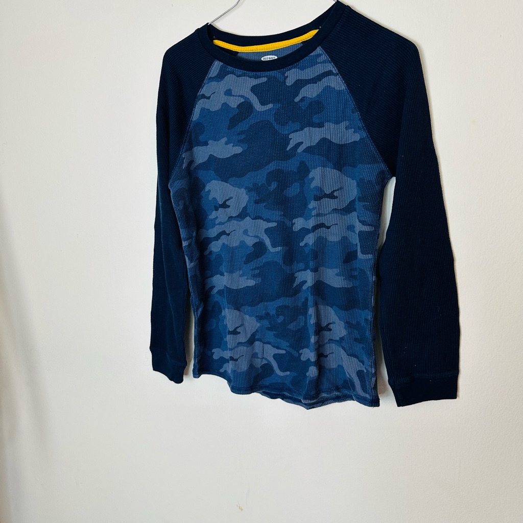 Old Navy Long Sleeves Sweater For Boys